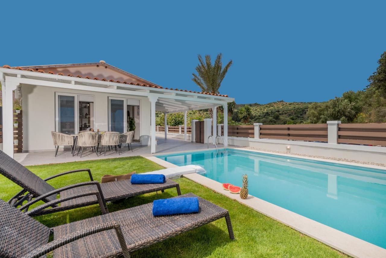 Astarte Villas - Villa Siesta With Private Pool Argassi Bagian luar foto